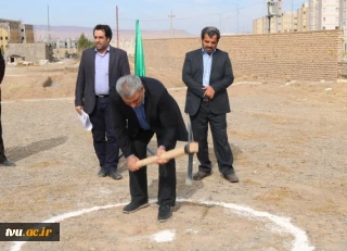 با حضور دکتر مظفر قائم مقام ستاد اقامه نماز کشور
کلنگ اولین مسجد هوشمندکشور در آموزشکده فنی وحرفه ای پسران قم به زمین خورد