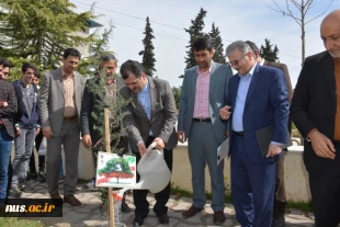 جشنواره بزرگ انسان، هنر و طبیعت با محوریت شعار هر دانشجو یک درخت در دانشکده فنی امام محمد باقر(ع) ساری برگزار گردید