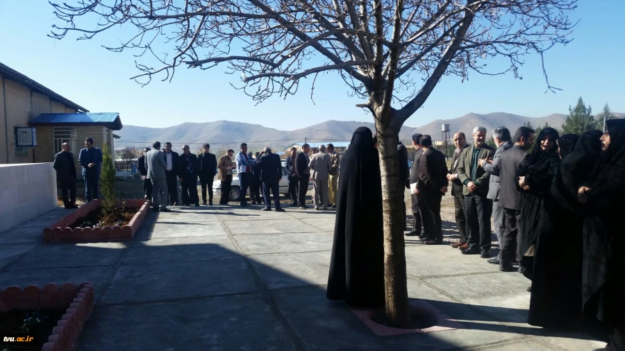 گزارش برگزاری آئین افتتاح پروژه احداث « کارگاه آموزشی آموزشکده فنی و حرفه ای پسران خرم آباد» در چهلیمن سالگرد پیروزی شکوهمند انقلاب اسلامی

چهلمین سالگرد پیروزی شکوهمند انقلاب اسلامی ایران ، افتتاح پروژه   11