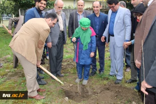 جشن درختکاری دانشجویی شهرستان آمل در آموزشکده فنی وحرفه ای علامه حسن زاده آملی 2