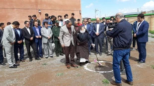 با حضور فرماندار و مسئولین خلخال ؛

مراسم کلنگ زنی کارگاه خیرساز آموزشکده فنی وحرفه ای خلخال انجام شد
 2