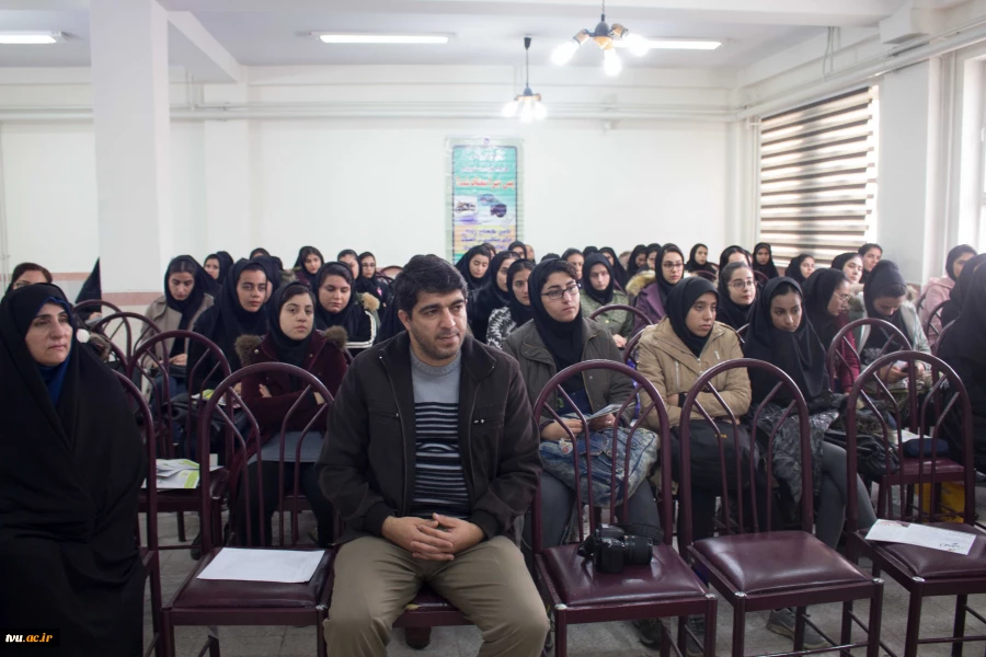 کارگاه آگاه سازی دانشجویان نسبت به آسیب های اجتماعی به مناسبت 16 آذر ماه در آموزشکده فنی و حرفه ای دختران ملایر برگزار شد 5