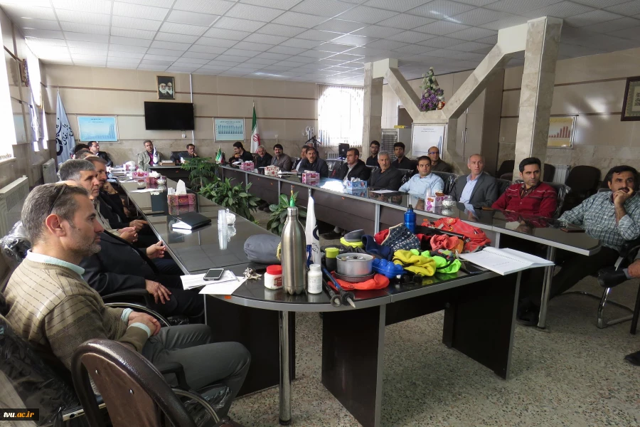 برگزاری دوره آموزش کوهپیمایی عمومی جهت کارکنان دانشگاه فنی و حرفه ای استان کرمانشاه 3