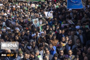 حضور پر شور کارکنان ، اساتید و دانشجویان آموزشکده های فنی و حرفه ای استان چهار محال و بختیاری در راهپیمایی ۲۲ بهمن  3