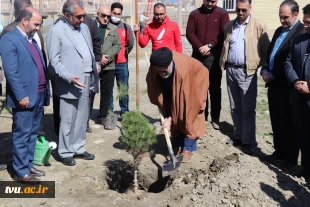 مراسم بزرگداشت روز درختکاری در آموزشکده فنی و حرفه ای تازه تاسیس شهرستان اسدآباد برگزار شد.
 6