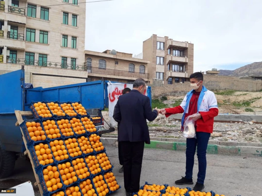 در راستاس مسولیت اجتماعی دانشگاه صورت گرفت: ضدعفونی برخی از مناطق پرخطر ایلام/ تولید 2000عدد ماسک/ انجام تب سنجی و غربالگری توسط کانون هلال احمر آموزشکده فنی پسران ایلام 2