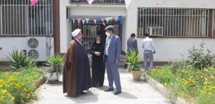 بازدید امام جمعه شهرستان گنبد کاووس از کارگاه جهادی دوخت ماسک دانشکده فنی و حرفه ای دختران کوثر 6