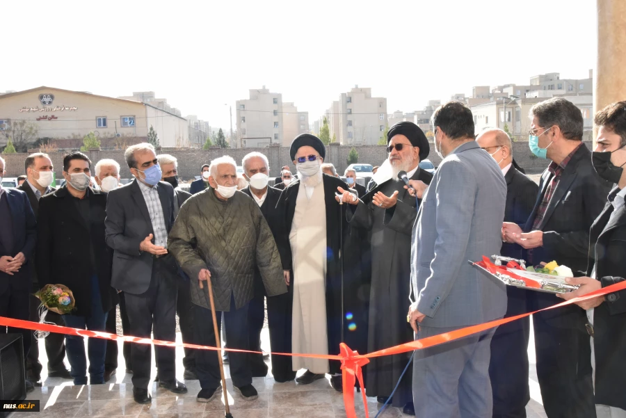 با حضور مسوولین استانی و خیرین نیک اندیش ساختمان آموزشی آموزشکده فنی و حرفه ای دختران قم افتتاح شد
1400/09/16 3